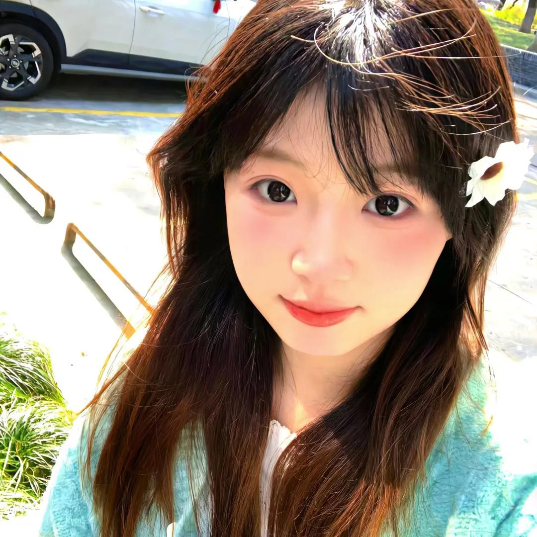蓝色马蹄莲